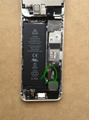 iPhone5バッテリー交換4